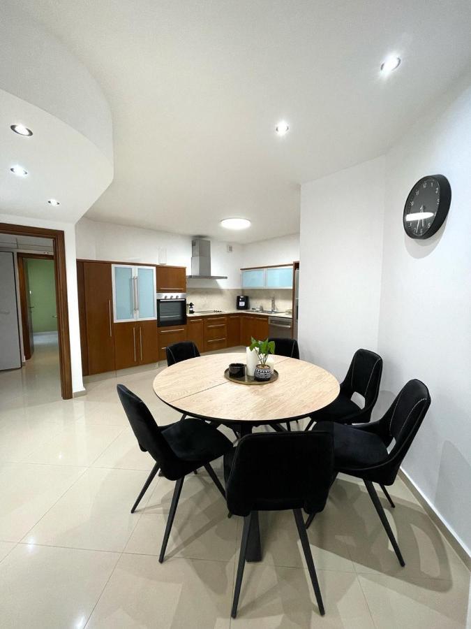 Family Pearl Eilat Apartment Ngoại thất bức ảnh