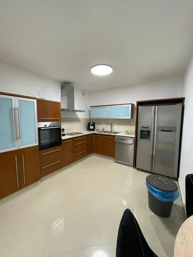 Family Pearl Eilat Apartment Ngoại thất bức ảnh